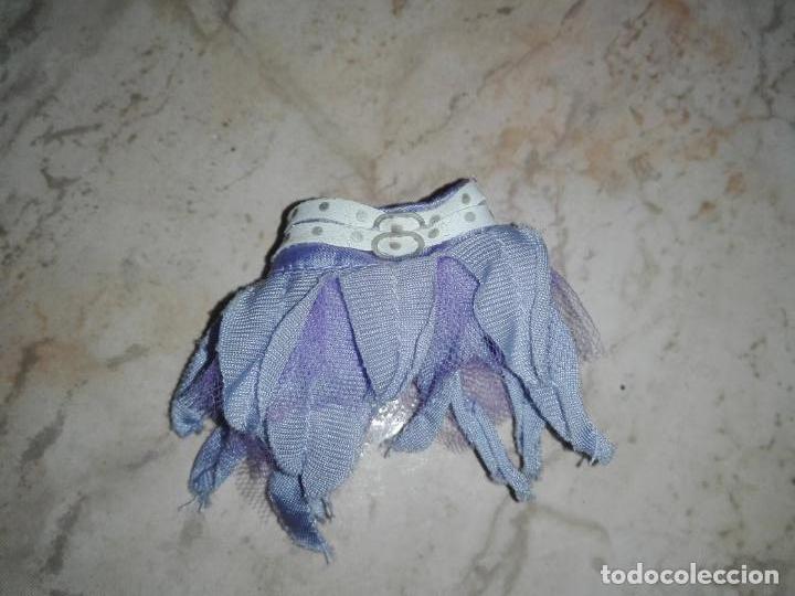 Mu&ntilde;ecas modernas: Falda de mu&ntilde;eca bratz - Foto 1