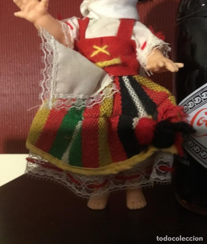 Mu&ntilde;ecas modernas: Antigua mu&ntilde;eca regional - Foto 3