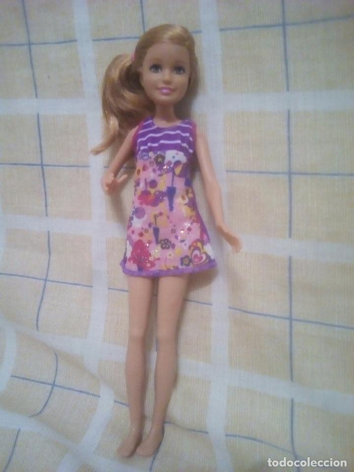 hermana pequeña de barbie