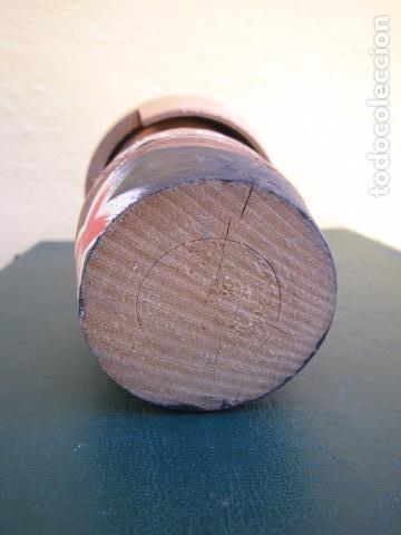 Mu&ntilde;ecas modernas: Mu&ntilde;eca japonesa Kokeshi. madera - Foto 6