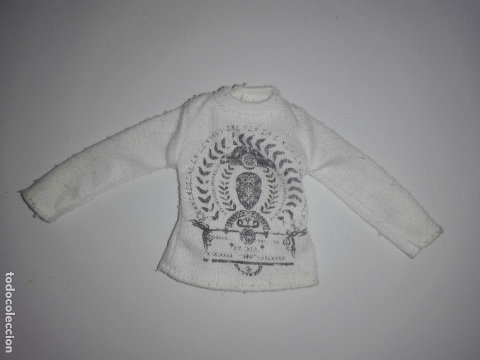 Mu&ntilde;ecas modernas: Camisa de Mu&ntilde;eco bratz - Foto 1