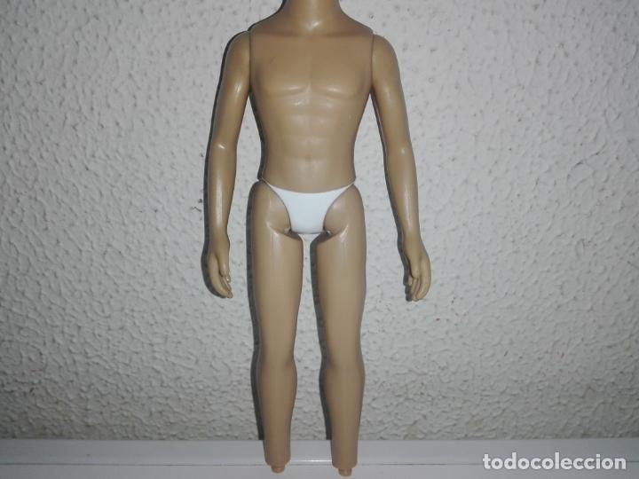 Mu&ntilde;ecas modernas: Mu&ntilde;eco chico bratz - Foto 2