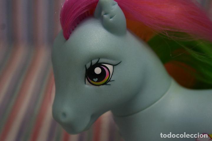 Mu&ntilde;ecas modernas: MI PEQUE&Ntilde;O PONY G2 ARCO IRIS DE HASBRO - Foto 3