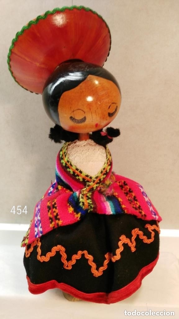 Mu&ntilde;ecas modernas: Peruana en madera - Foto 1