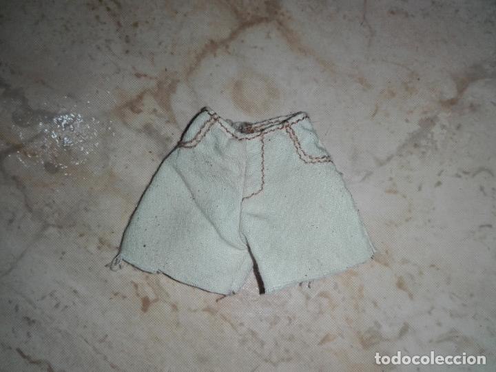 Mu&ntilde;ecas modernas: Pantal&oacute;n corto short de mu&ntilde;eca bratz - Foto 1