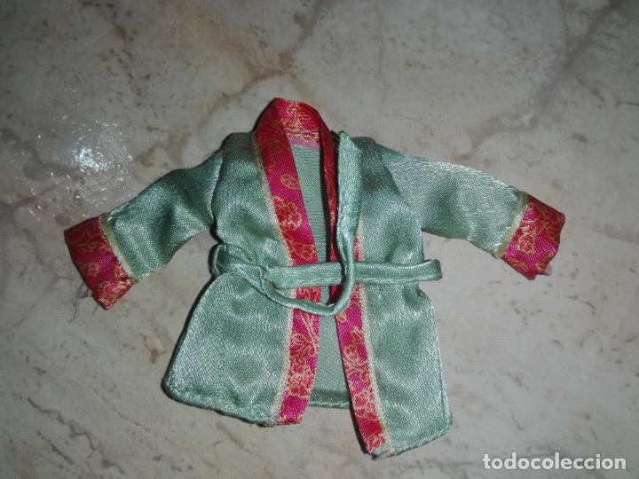Mu&ntilde;ecas modernas: Camisa de mu&ntilde;eca bratz - Foto 1