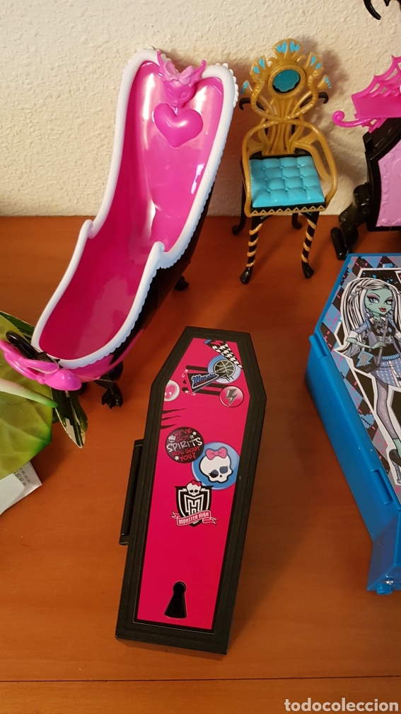 Mu&ntilde;ecas modernas: Muebles Monster high - Foto 2