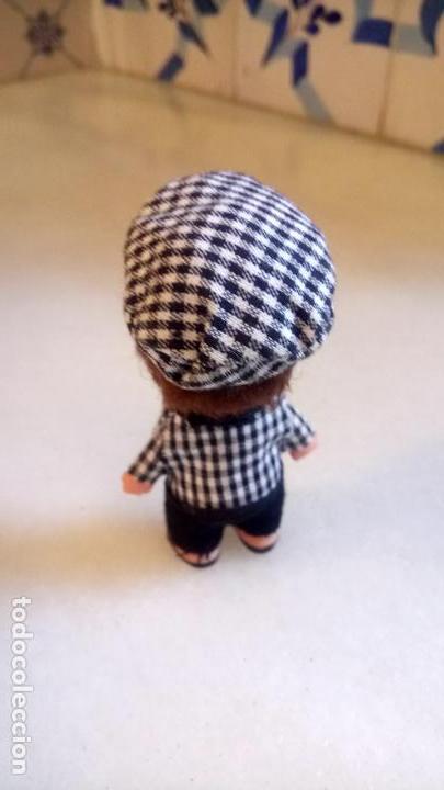 Mu&ntilde;ecas modernas: Antiguo mu&ntilde;eco de ropa y goma - Foto 2