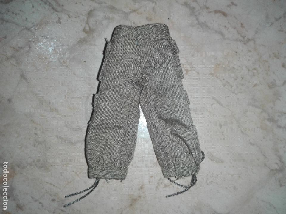 Mu&ntilde;ecas modernas: Pantal&oacute;n de Mu&ntilde;eca bratz - Foto 1