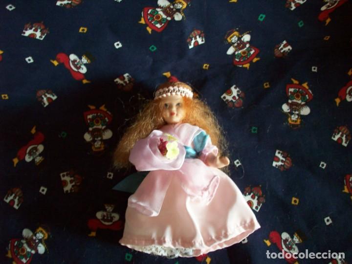 Mu&ntilde;ecas modernas: mu&ntilde;eca porcelana pelirroja - Foto 1