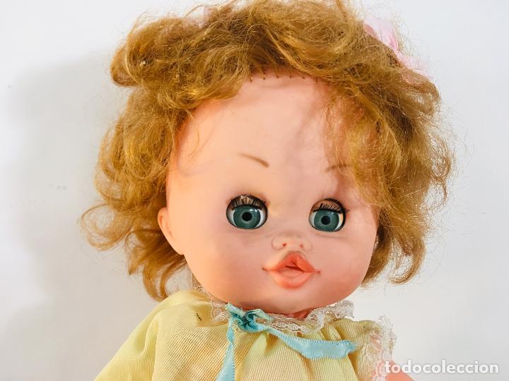 muñeca vintage años 60s-70s con ropa juguete re - Buy Other international  dolls on todocoleccion