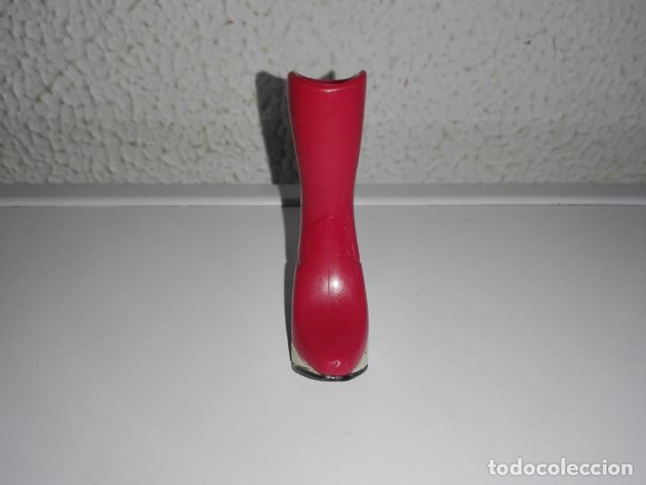 Mu&ntilde;ecas modernas: Zapato bota de mu&ntilde;eca bratz - Foto 1