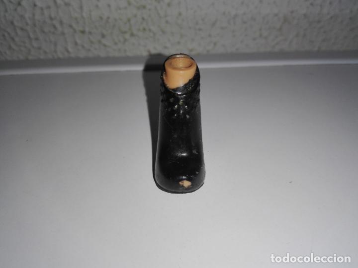 Mu&ntilde;ecas modernas: Zapato de mu&ntilde;eca bratz - Foto 3