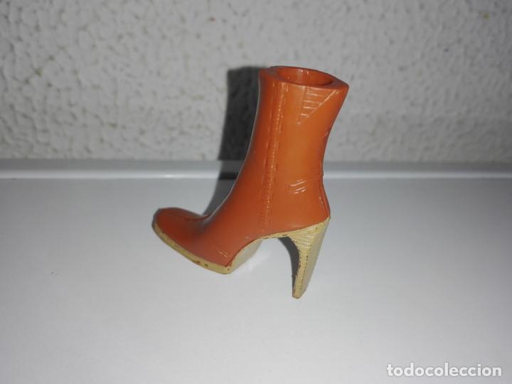 Mu&ntilde;ecas modernas: Zapato de mu&ntilde;eca bratz - Foto 2