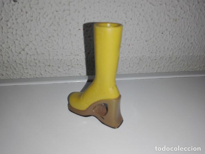 Mu&ntilde;ecas modernas: Zapato de mu&ntilde;eca bratz - Foto 3