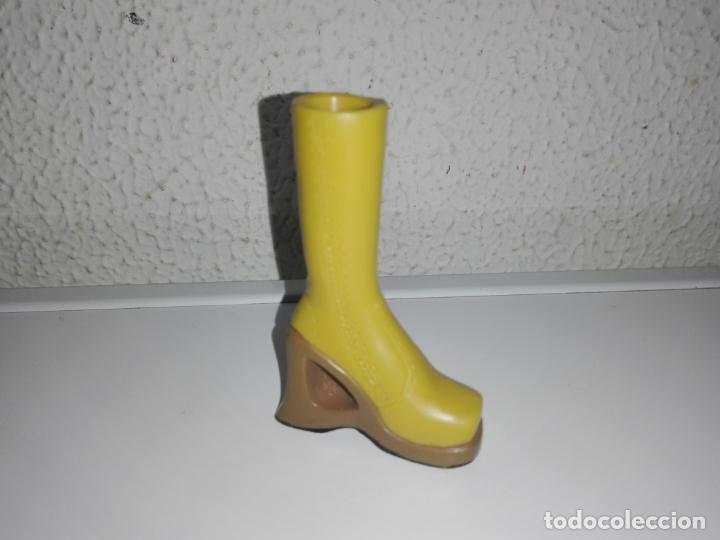 Mu&ntilde;ecas modernas: Zapato de mu&ntilde;eca bratz - Foto 4