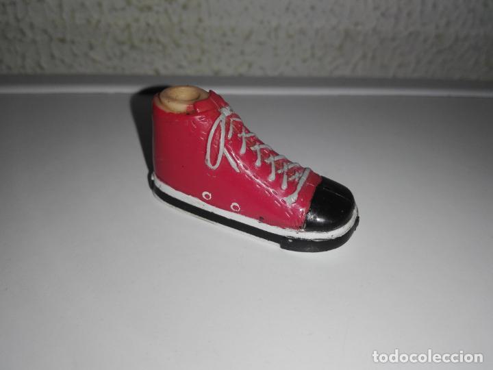 Mu&ntilde;ecas modernas: Zapato de mu&ntilde;eca bratz - Foto 1