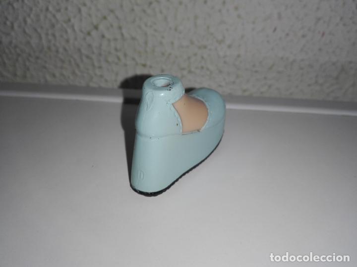 Mu&ntilde;ecas modernas: Zapato de mu&ntilde;eca bratz - Foto 2