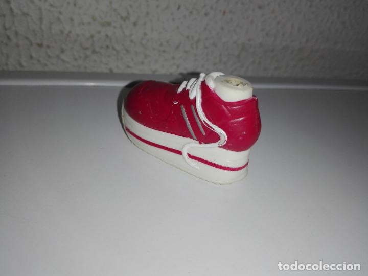 Mu&ntilde;ecas modernas: Zapato de mu&ntilde;eca bratz - Foto 3