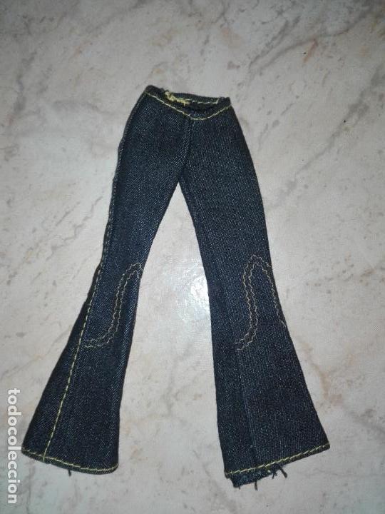 Mu&ntilde;ecas modernas: Pantal&oacute;n de mu&ntilde;eca bratz - Foto 1