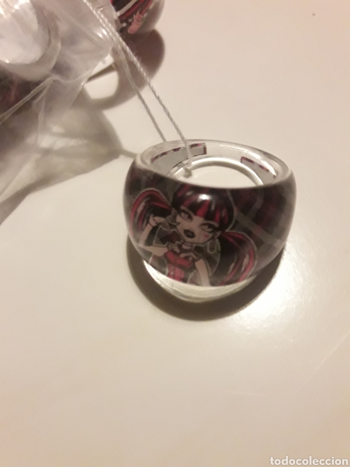 Mu&ntilde;ecas modernas: 13 anillos Monster High mu&ntilde;ecas - Foto 3