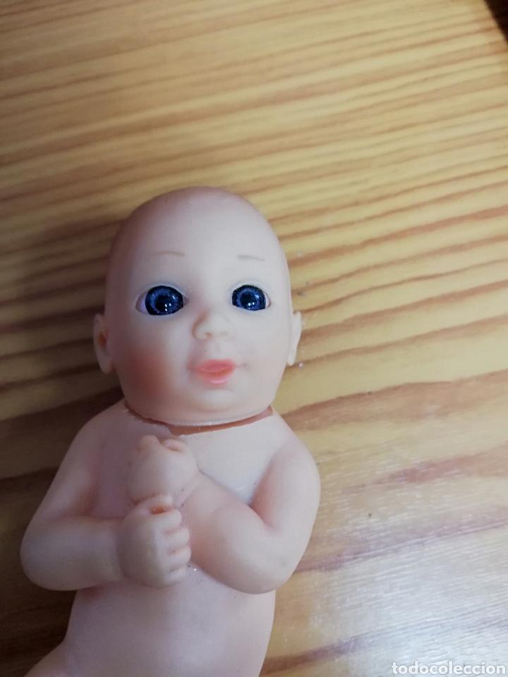Mu&ntilde;ecas modernas: Mu&ntilde;equito de goma marca Magic baby - Foto 2