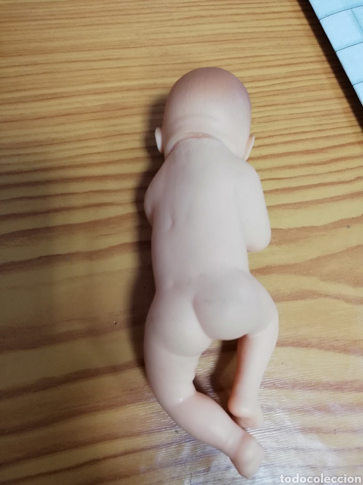 Mu&ntilde;ecas modernas: Mu&ntilde;equito de goma marca Magic baby - Foto 3