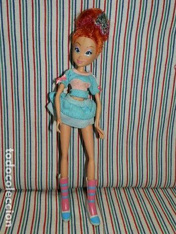 Mu&ntilde;ecas modernas: MU&Ntilde;ECA WINX CLUB RAINBOW - Foto 1