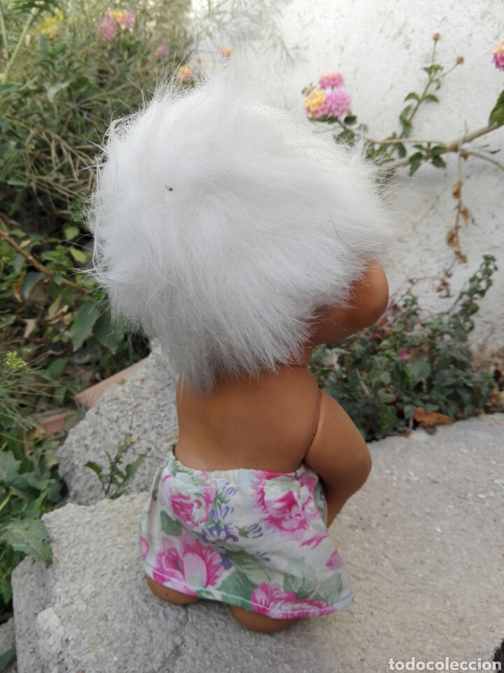 Mu&ntilde;ecas modernas: Mu&ntilde;eco troll con pelo blanco - Foto 3