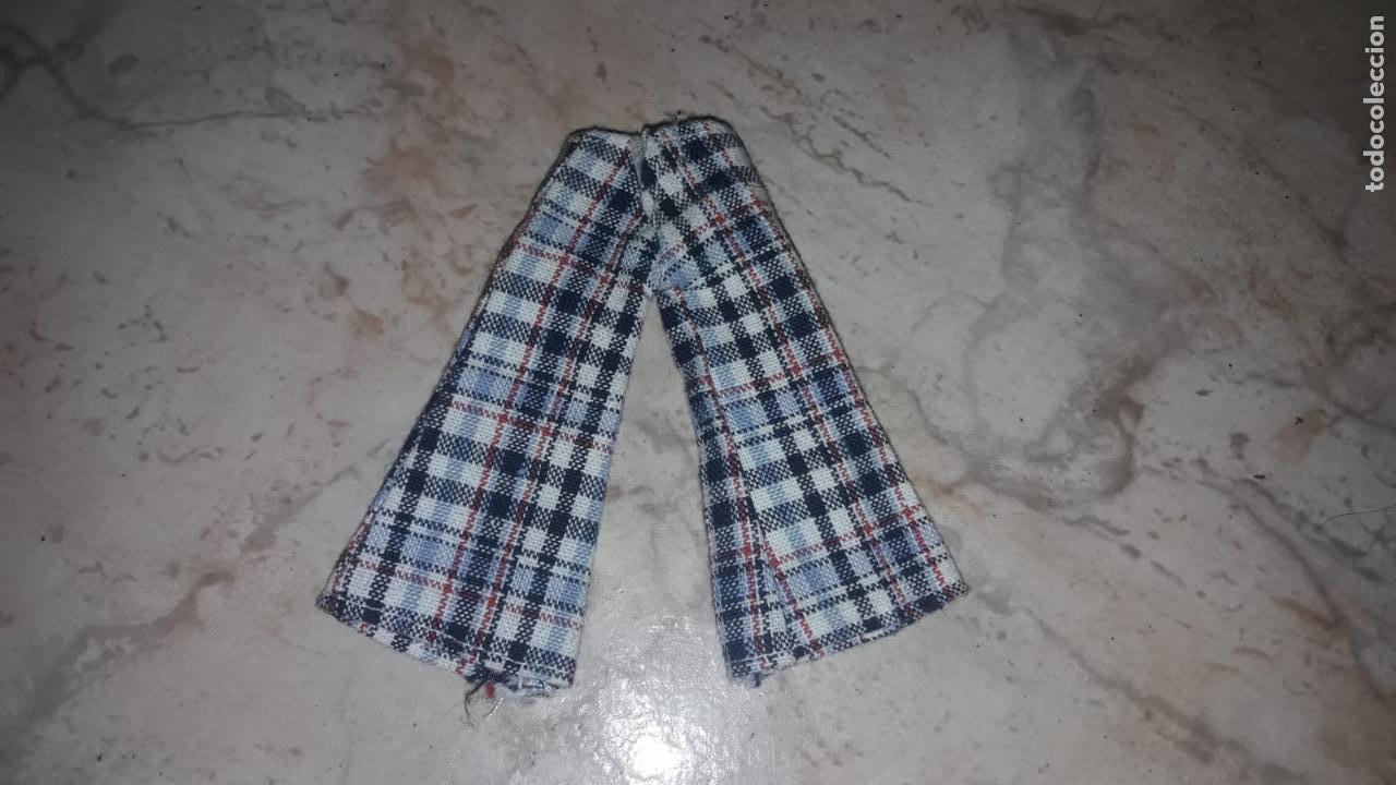 Mu&ntilde;ecas modernas: Pantalon de mu&ntilde;eca bratz - Foto 2