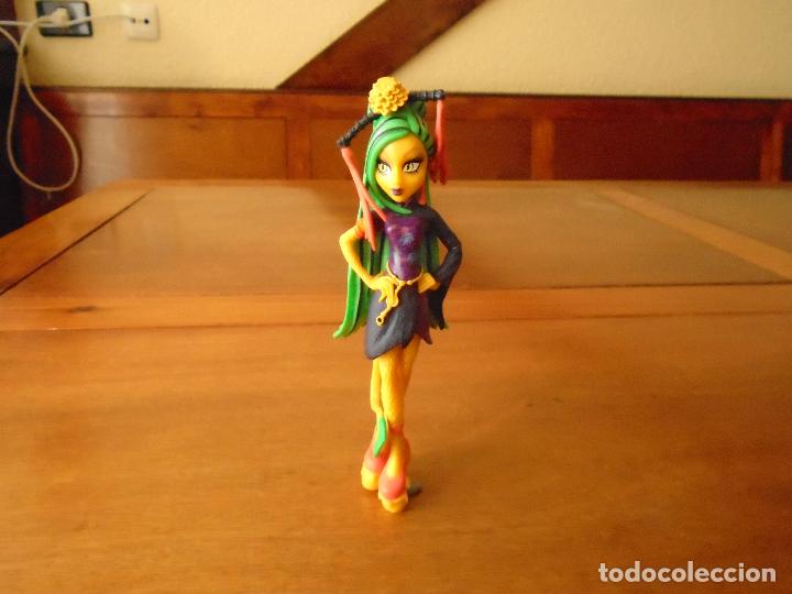 Mu&ntilde;ecas modernas: FIGURA EN PVC DE MU&Ntilde;ECA MONSTER HIGH: - Foto 1