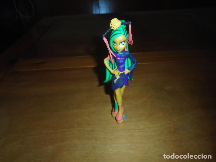 Mu&ntilde;ecas modernas: FIGURA EN PVC DE MU&Ntilde;ECA MONSTER HIGH: - Foto 3