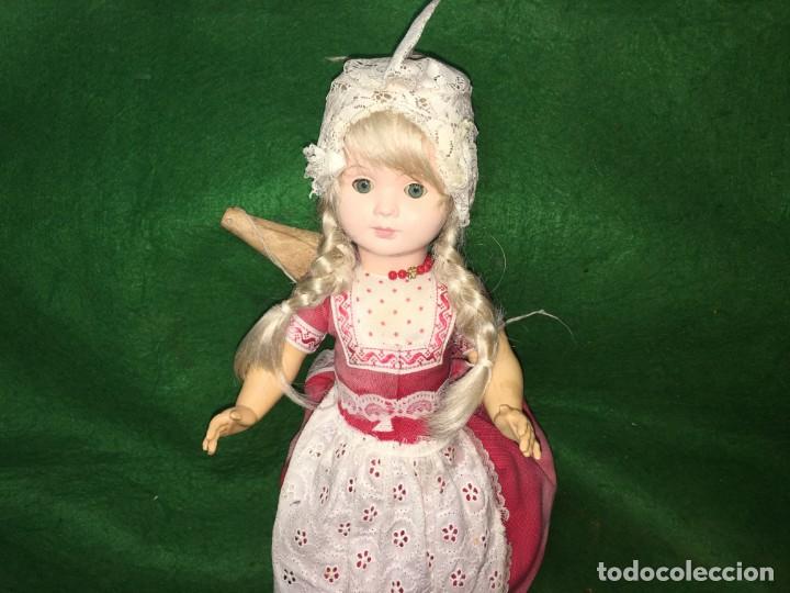 Mu&ntilde;ecas modernas: MU&Ntilde;ECA HOLANDESA DE CELULOIDE - Foto 2