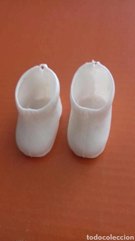 Mu&ntilde;ecas modernas: Botitas blancas - Foto 2