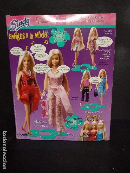 Mu&ntilde;ecas modernas: SINDY AMIGAS A LA MODA - HASBRO - NUEVO - Foto 2