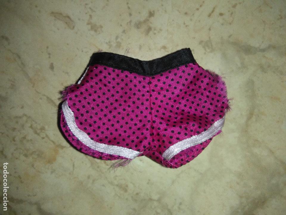 Poupées Modernes: Pantalon corto short de muñeca barbie ubc