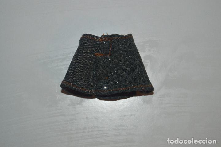 Mu&ntilde;ecas modernas: Falda de mu&ntilde;eca bratz - Foto 2