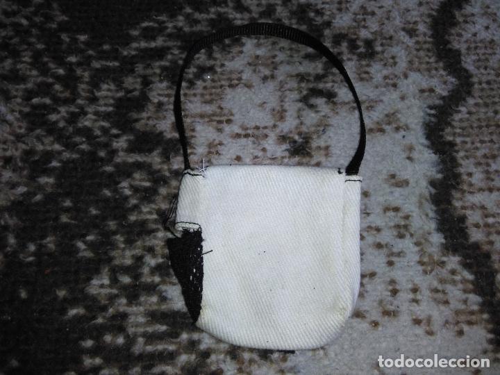 Mu&ntilde;ecas modernas: Bolso de mu&ntilde;eca bratz - Foto 2