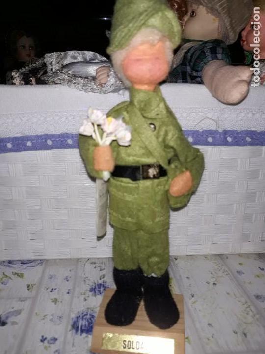Mu&ntilde;ecas modernas: Soldado de Fieltro** - Foto 2