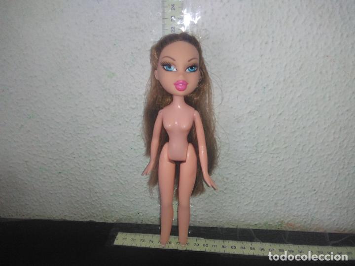 Mu&ntilde;ecas modernas: Mu&ntilde;eca copia Bratz mgi c90 - Foto 3