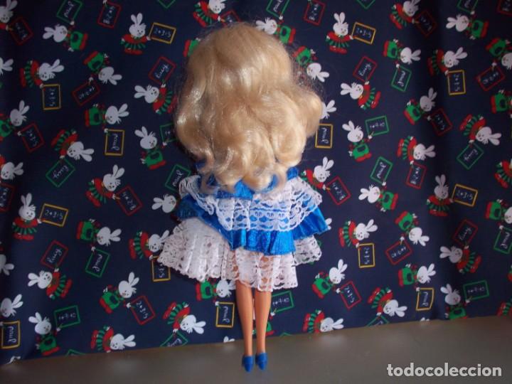 Mu&ntilde;ecas modernas: mu&ntilde;eca gina 1992 de famosa - Foto 3