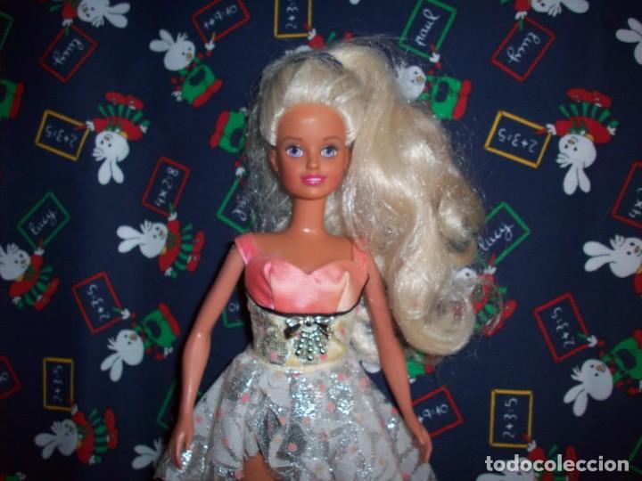 Mu&ntilde;ecas modernas: mu&ntilde;eca sindy de hasbro 1993 - Foto 2