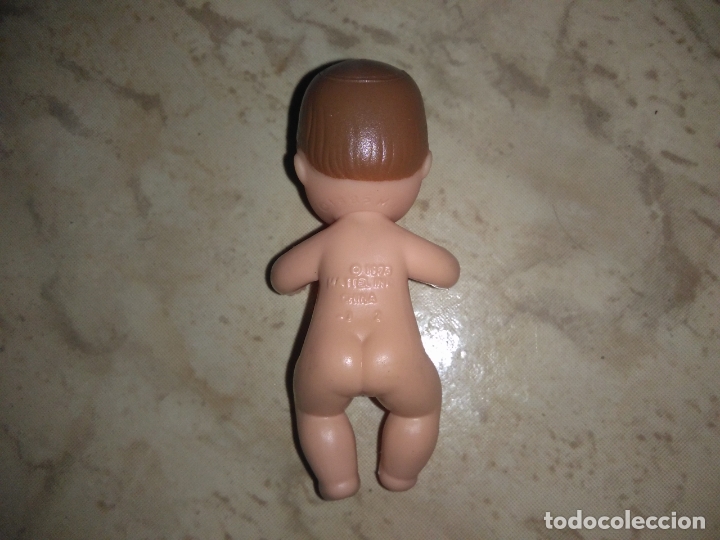 Mu&ntilde;ecas modernas: mu&ntilde;eco bebe de Barbie - Foto 3