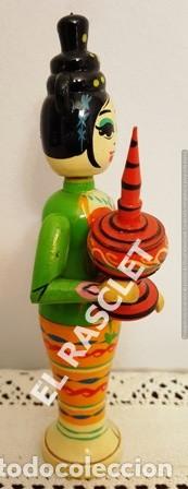 Mu&ntilde;ecas modernas: MU&Ntilde;ECA DE MADERA ARTICULADA - Foto 2
