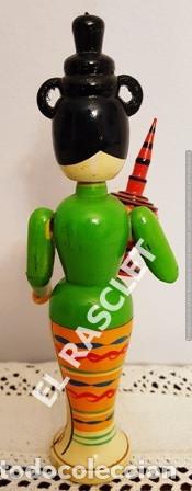 Mu&ntilde;ecas modernas: MU&Ntilde;ECA DE MADERA ARTICULADA - Foto 3