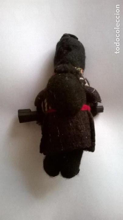 Mu&ntilde;ecas modernas: Mu&ntilde;eco samur&aacute;i - Foto 2