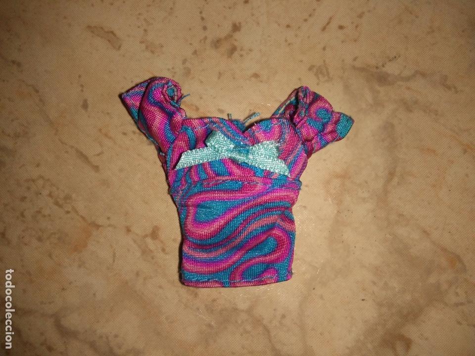 Mu&ntilde;ecas modernas: Camisa top de mu&ntilde;eca monster high - Foto 1