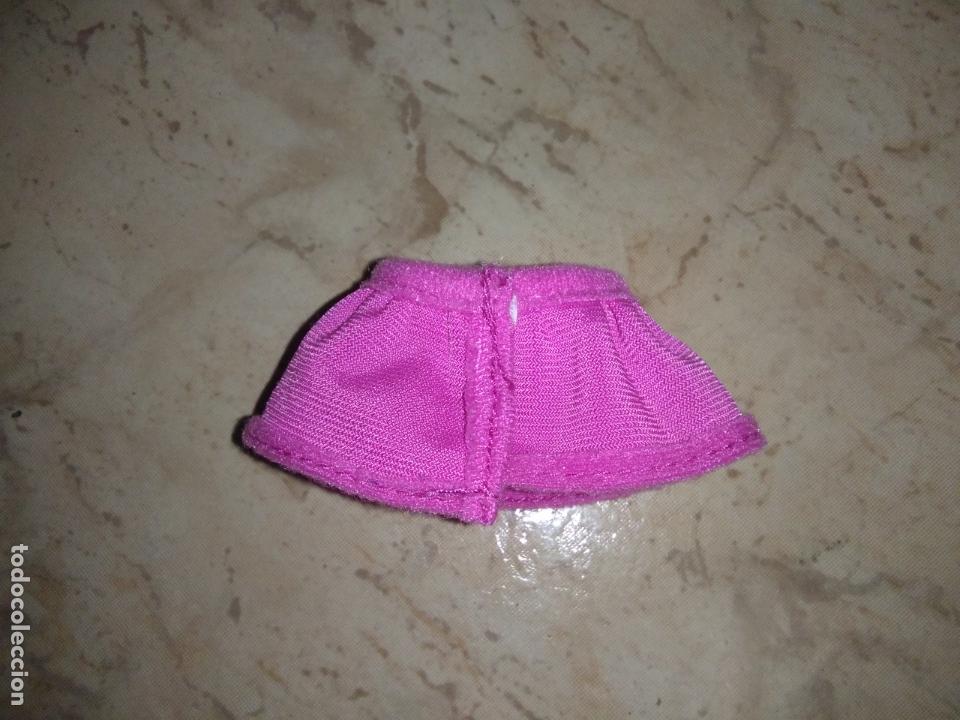 Mu&ntilde;ecas modernas: falda de mu&ntilde;eca bratz - Foto 1