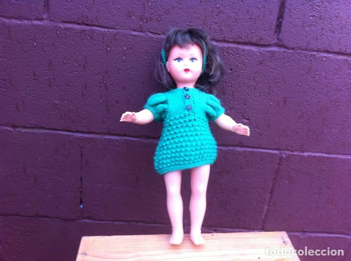 Mu&ntilde;ecas modernas: MU&Ntilde;ECA. ALTURA 33CM - Foto 1