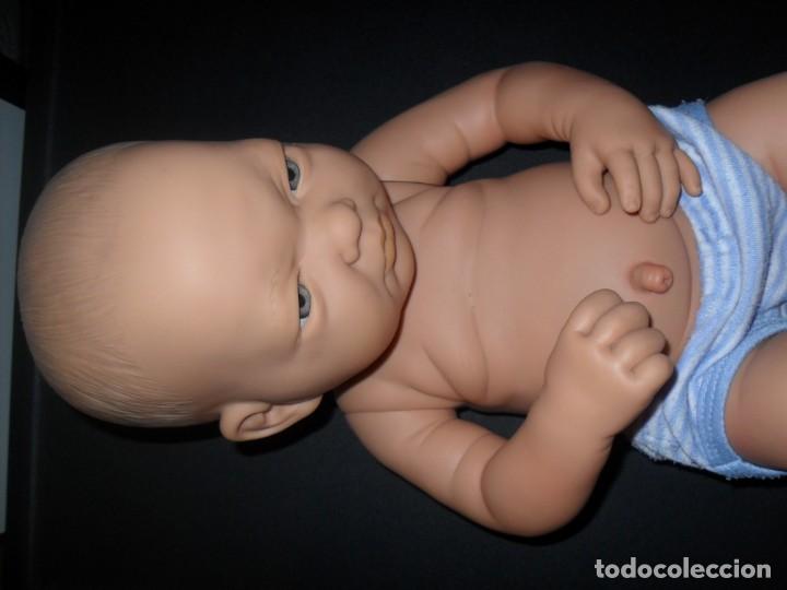 Mu&ntilde;ecas modernas: Mu&ntilde;eca Mu&ntilde;eco BEBE Dia 42 cm - Foto 1